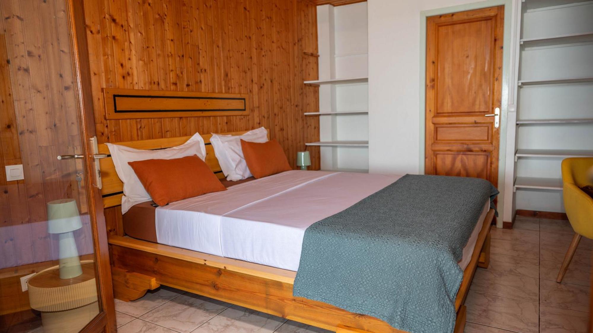 Jade Hotel And Spa Bandrele Buitenkant foto