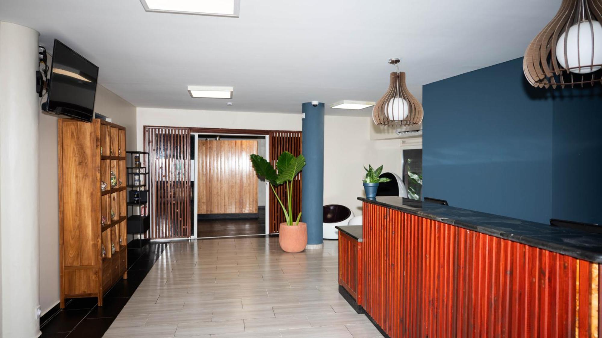 Jade Hotel And Spa Bandrele Buitenkant foto
